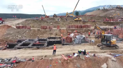 <b>第一时间就是找包联干部森</b>